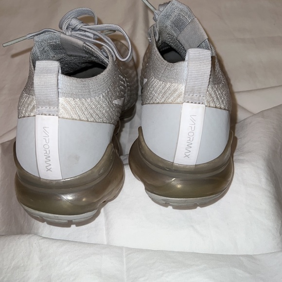 Nike Air VaporMax Flyknit 3 Sneaker white/white/Pure Platinum size 10m - Picture 4 of 8